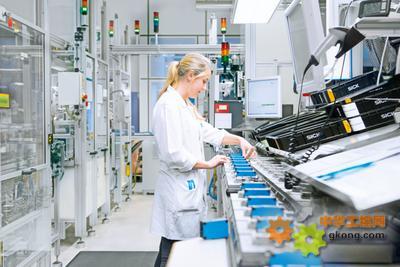 SICK集團(tuán)2021年業(yè)績?cè)賱?chuàng)新高 人工智能應(yīng)用軟件開發(fā)引領(lǐng)增長新動(dòng)力